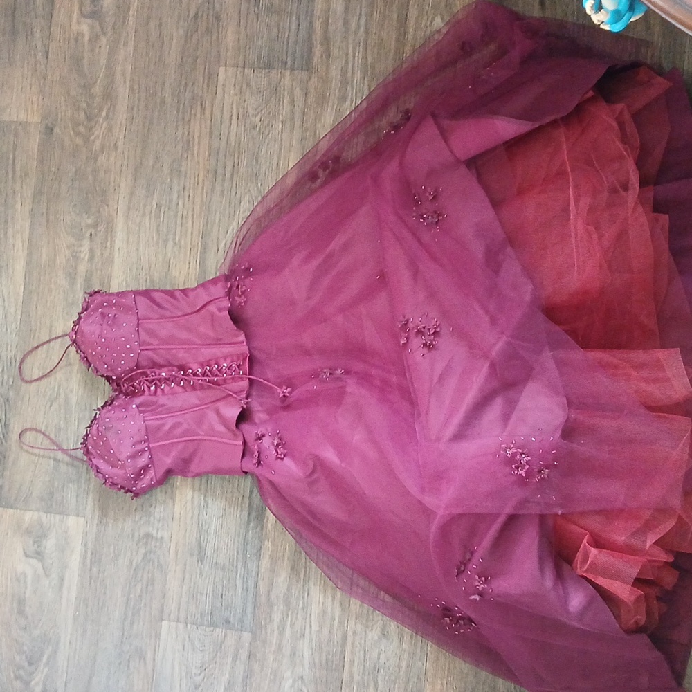 Vintage Sue Wong Nocturne Corset Burgundy Lace Netting Puff Dress.